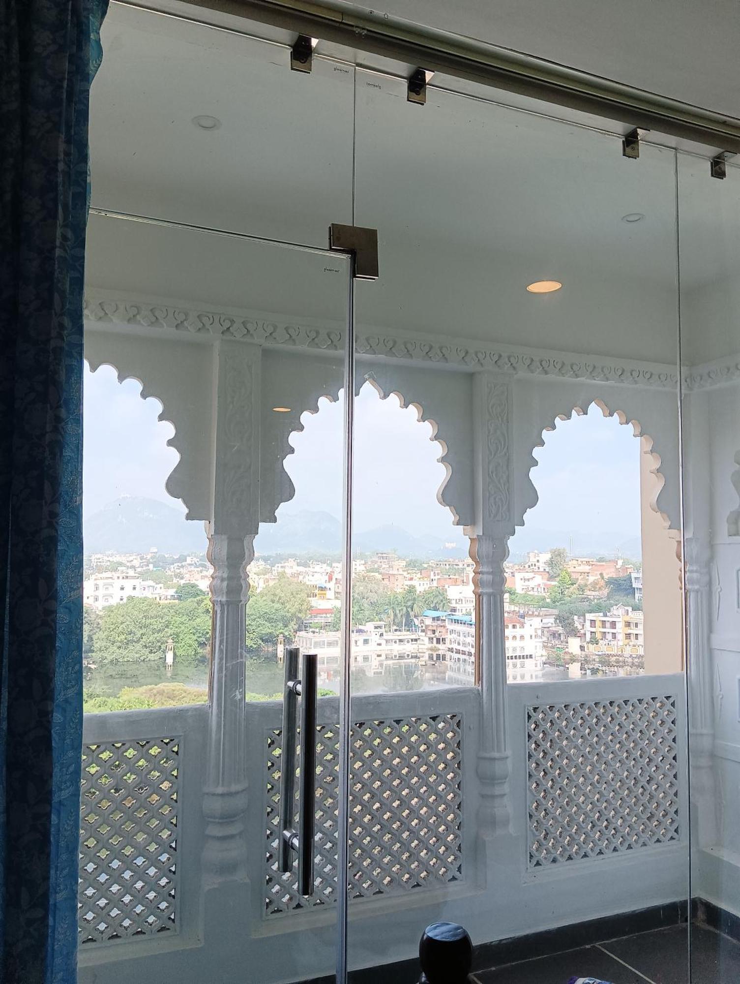 Hotel Mewari Villa Udaipur Exterior photo
